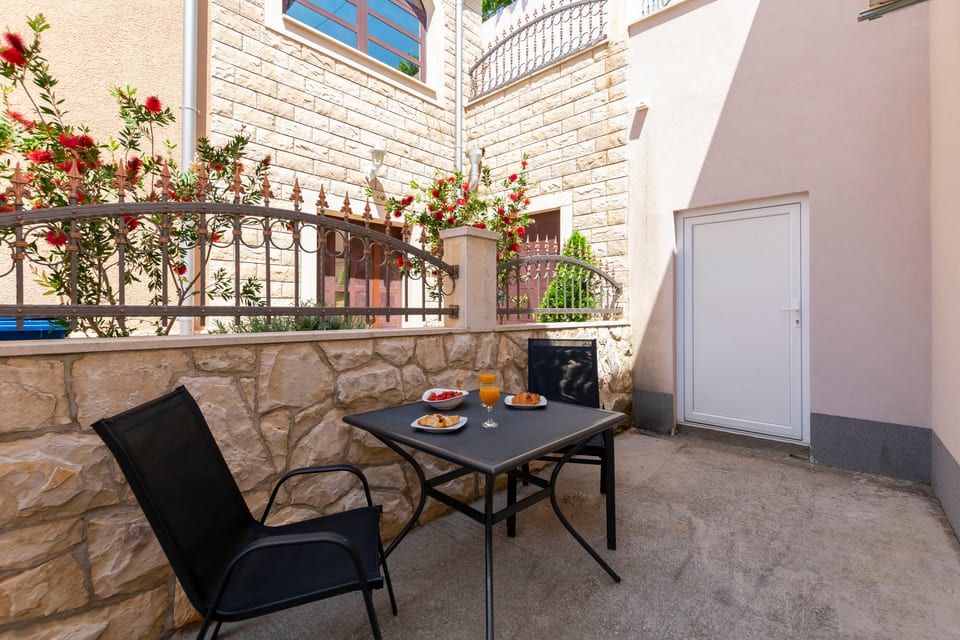 Apartments Danijela - Unit 369190-13