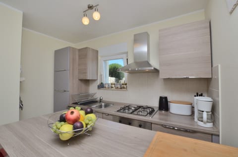 Apartment Hill - Unit 369223-13