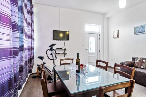 House Jakov - Unit 369236-13