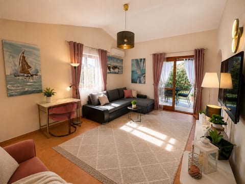 Villa Mia - Unit 369246-13