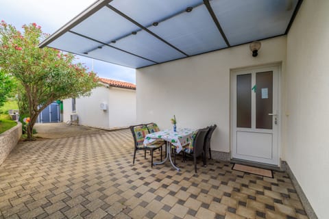 Apartments Stefica - Unit 369345-13