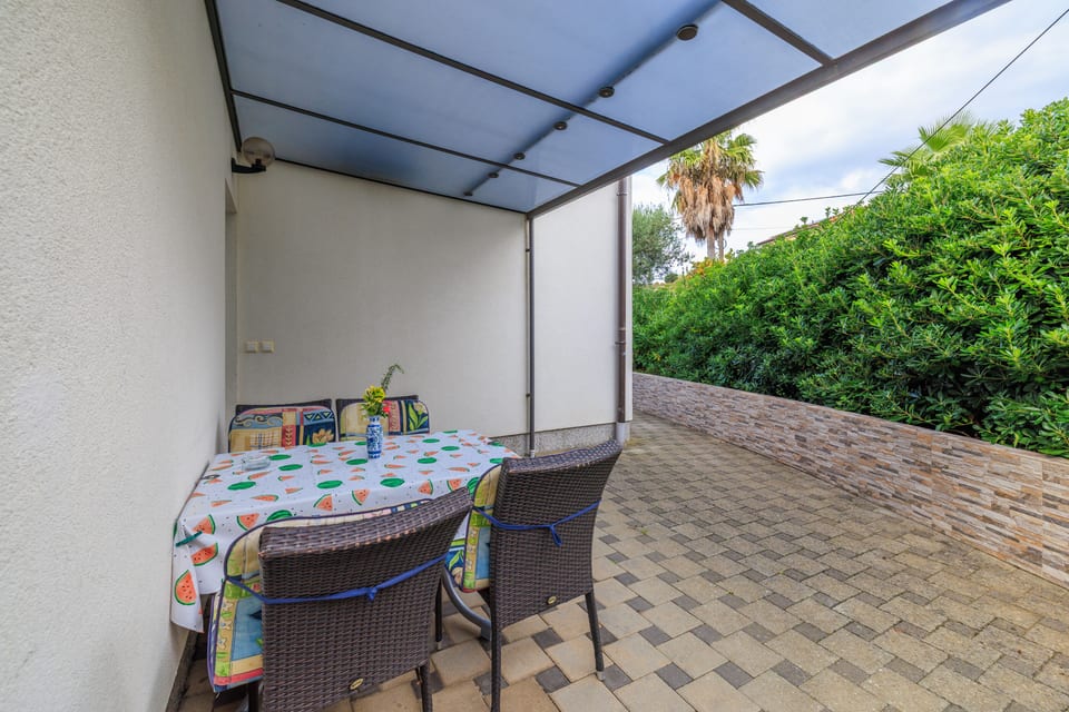 Apartments Stefica - Unit 369345-13