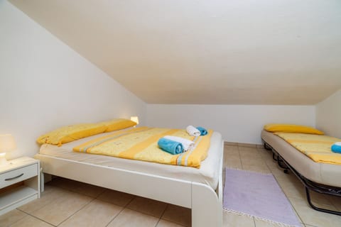 Apartments Stefica - Unit 369348-13