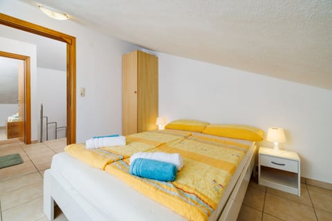Apartments Stefica - Unit 369348-13