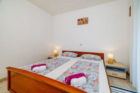Apartments Stefica - Unit 369346-13
