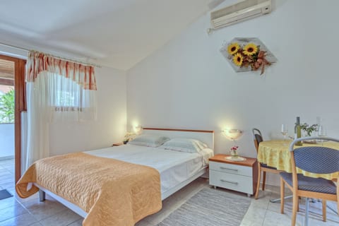 House Tiny house - Unit 369379-13