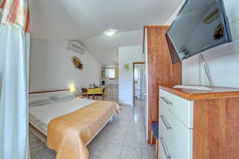 House Tiny house - Unit 369379-13