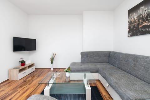 House Francesca - Unit 369398-13
