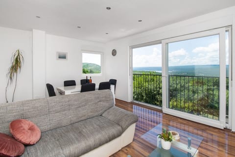 House Francesca - Unit 369398-13