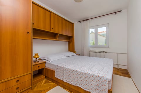 Apartment Niko - Unit 369418-13