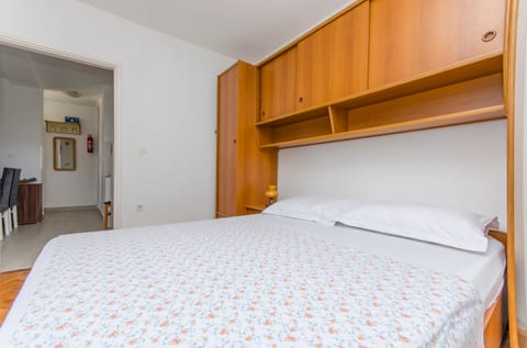 Apartment Niko - Unit 369418-13