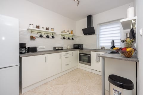 Villa Ruza - Unit 369457-13