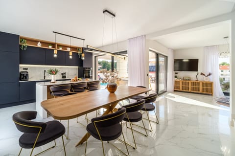Villa Dono - Unit 369463-13