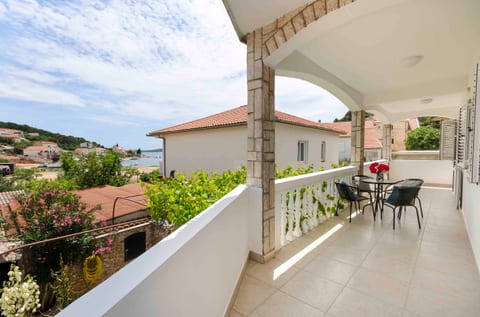 Apartments Emmeline - Unit 369530-13