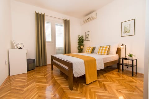 Apartments Emmeline - Unit 369530-13