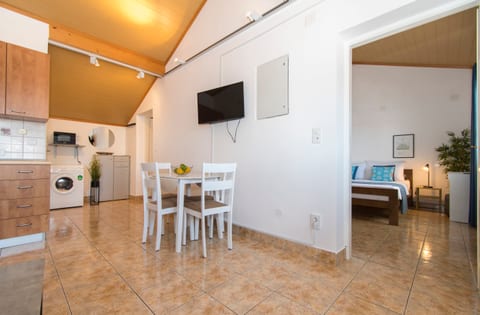 Apartments Emmeline - Unit 369531-13
