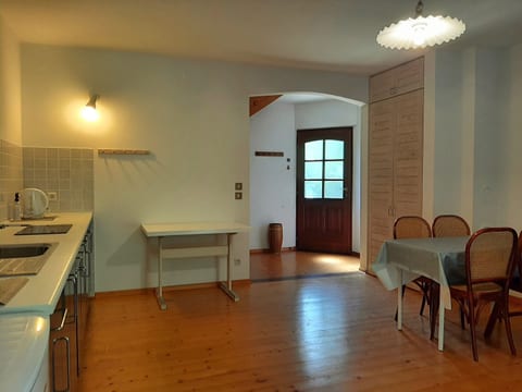 House Suzi - Unit 369532-13