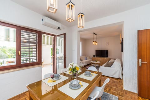 Apartment Felix - Unit 369539-13