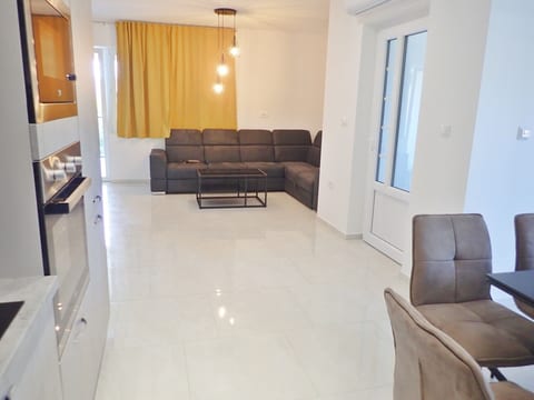 Apartment La Vista - Unit 369544-13