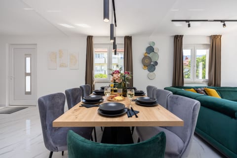 House Kety - Unit 369594-13