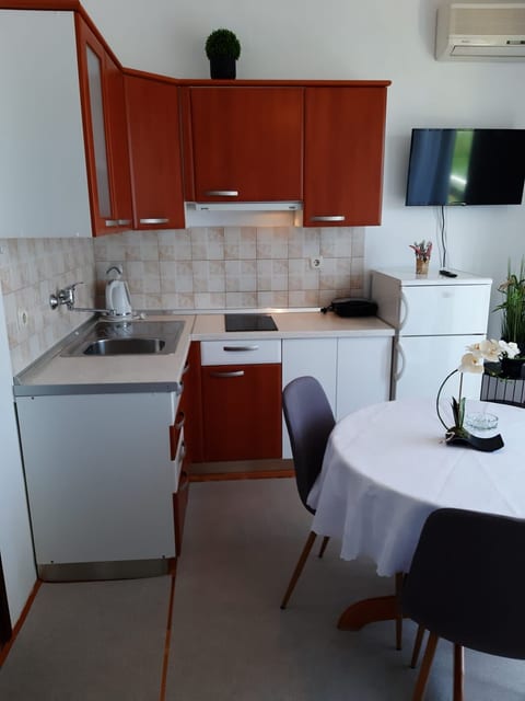 Apartments and Room Kate - Unit 369628-13