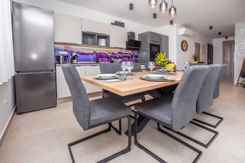Apartment Sea Heaven - Unit 369649-13