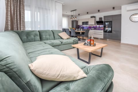 Apartment Sea Heaven - Unit 369649-13