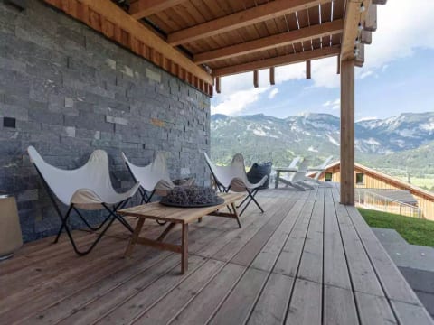 Premium mit 5 Schlafzimmern, Sauna &Pool