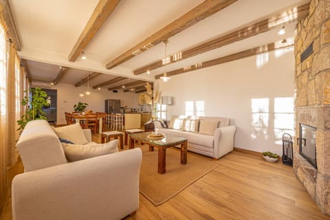 Villa Hilltop - Unit 369708-13
