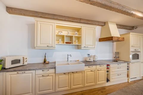 Villa Hilltop - Unit 369708-13
