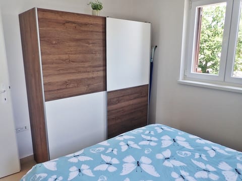 Apartment Plava Laguna-by the sea - Unit 369712-13