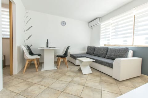 Apartment Centar - Unit 369758-13