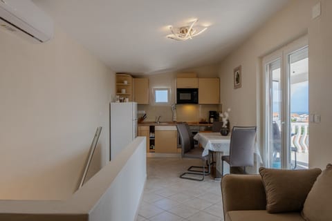 Apartments Jurcevic - Unit 369760-13