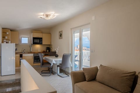 Apartments Jurcevic - Unit 369760-13