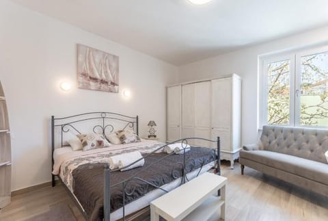 Apartments and Room Poesia - Unit 369933-13