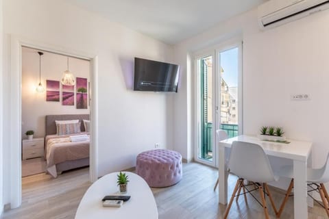 Apartments and Room Poesia - Unit 370009-13