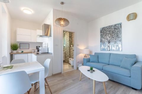 Apartments and Room Poesia - Unit 370009-13