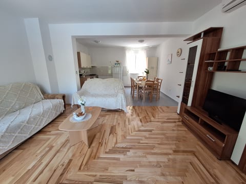 House Bella Vista - Unit 370025-13
