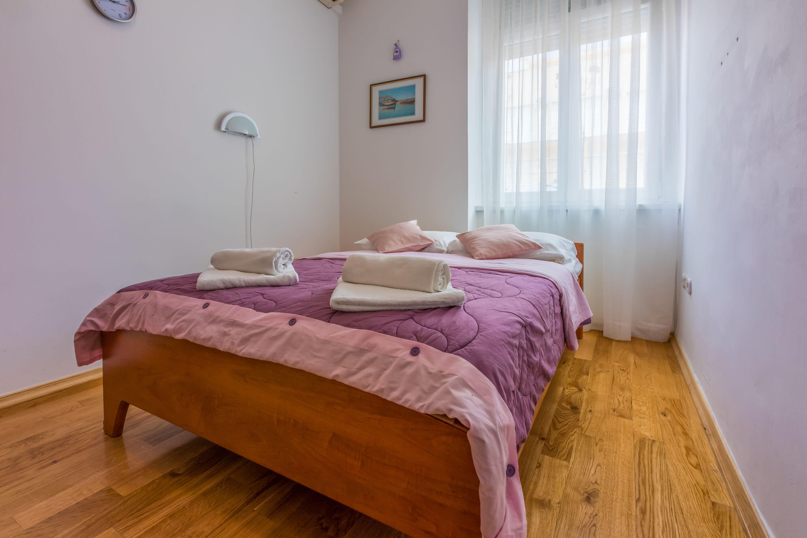 Room Laura - Unit 370026-13