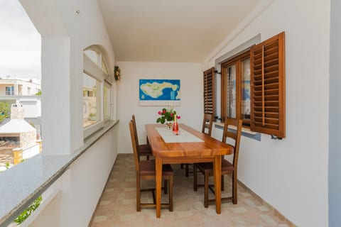 Apartment Hrg - Unit 370031-13