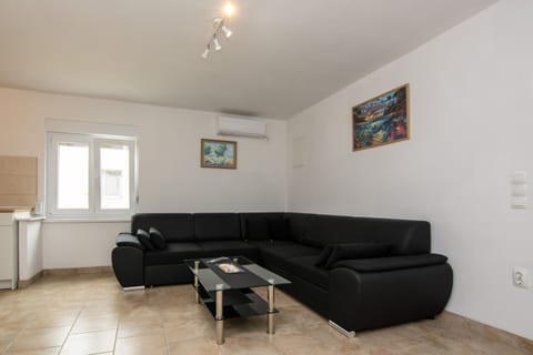 Apartments Cupic - Unit 370039-13