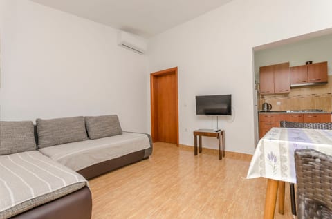 Apartments Rusan - Unit 370046-13