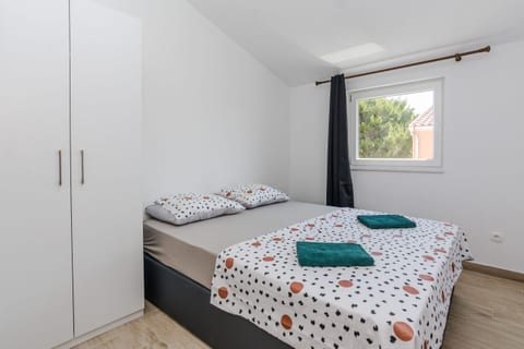 Apartments Budimir - Unit 370057-13