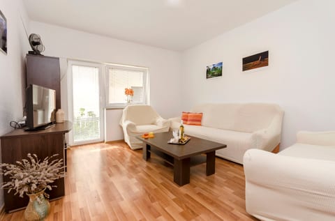 Apartment Orchid - Unit 370065-13