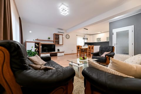 Villa Benedicta - Unit 370103-13