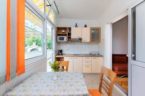 Apartments Ruza Tomislav - Unit 370123-13