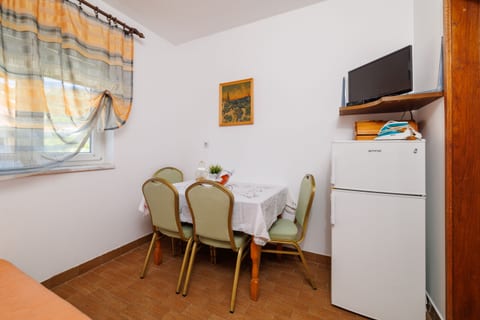 Apartments Andelka D - Unit 370129-13