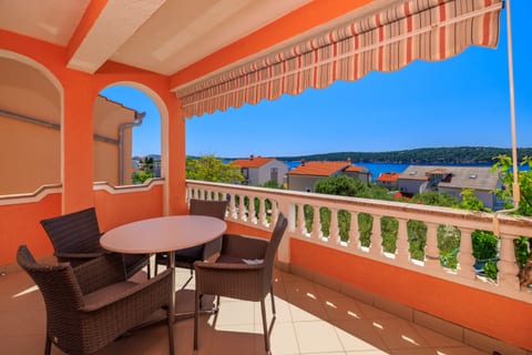 Apartments Andelka D - Unit 370129-13