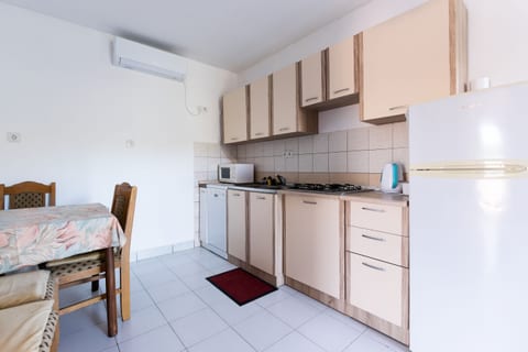 Apartment Slavko R - Unit 370143-13