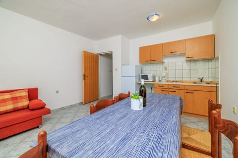 Apartments Milorad M - Unit 370169-13
